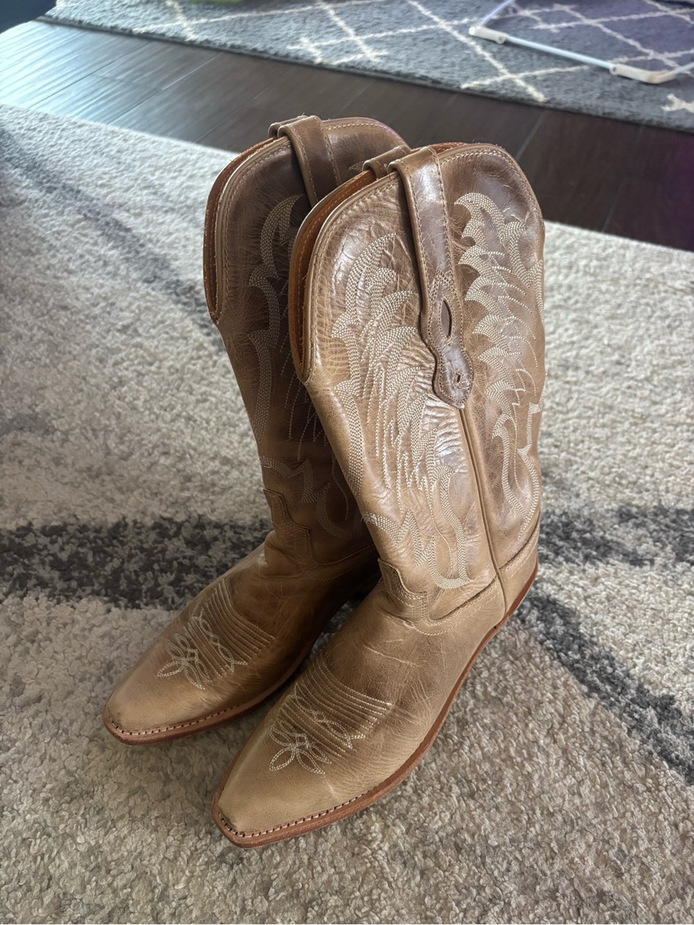 Women's Tan Leather Western Cowboy Boots